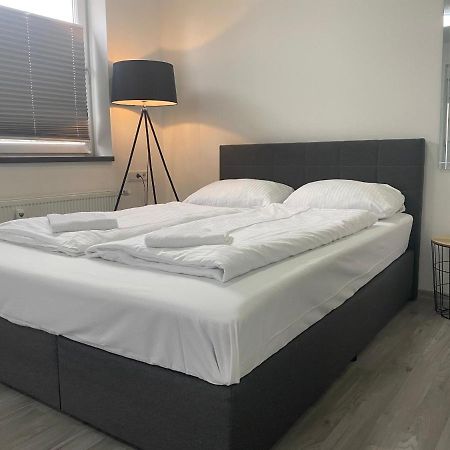 Urbanes, modernes Apartment mit Parkplatz Kassel Exterior foto